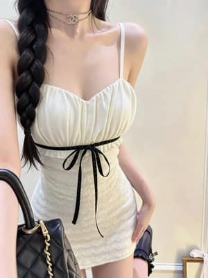 法式甜心・蝴蝶結細肩帶洋裝 ♡