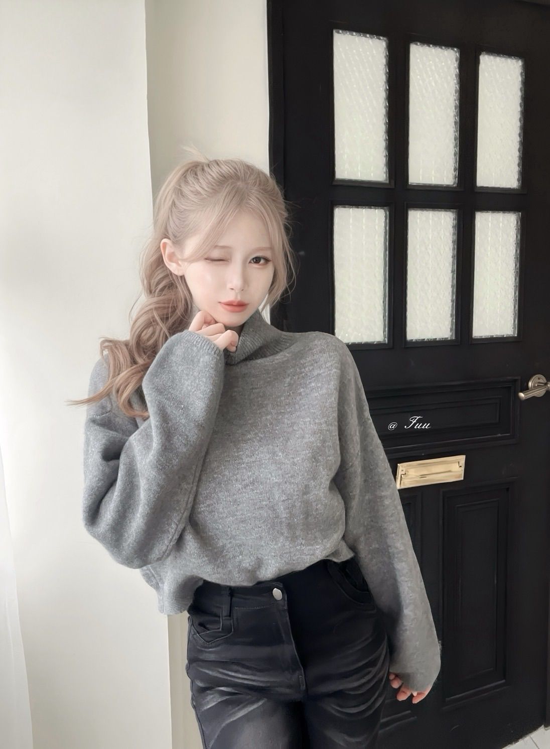 52138|韓系慵懶素面高領短版毛衣 🤍