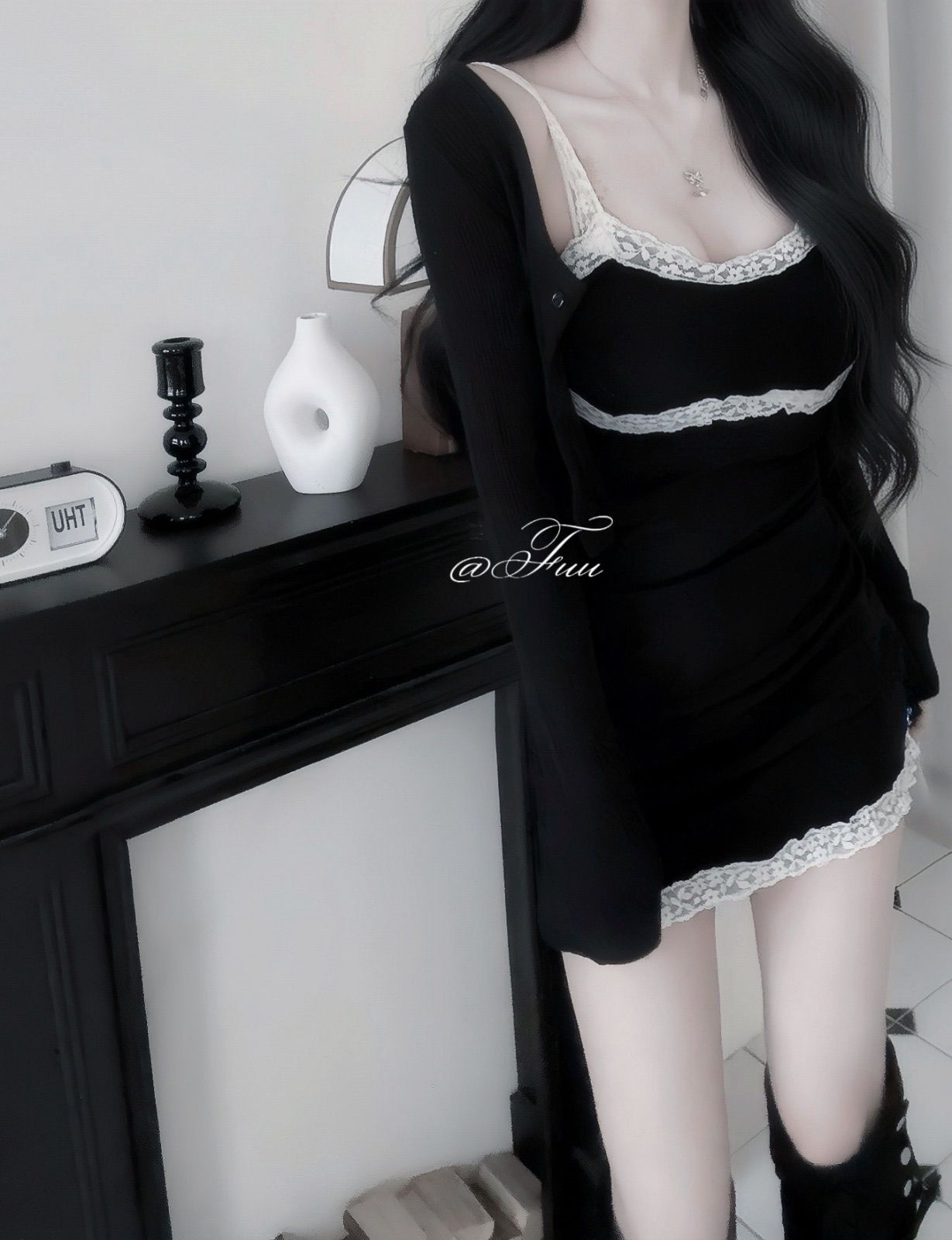 52188|法式純欲蕾絲抓皺包臀短洋+透膚外罩兩件套 🖤
